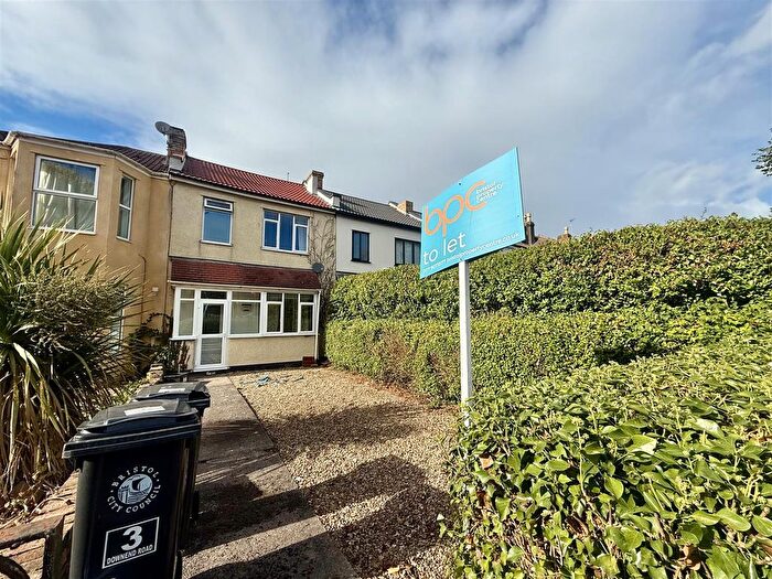 4 Bedroom Terraced House To Rent In B Downend Road, Fishponds, Bristol, BS16
