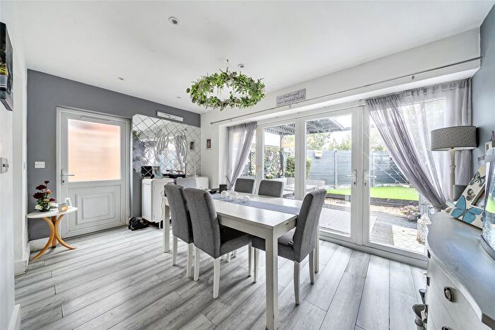 3 Bedroom Semi-detached House For Sale In Hartswood Avenue, Reigate, Surrey, RH2