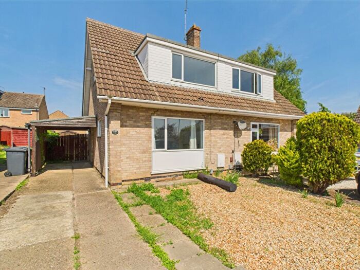 3 Bedroom Semi-Detached House For Sale In Renovation Project - Badger Close, Yaxley, Peterborough, PE7