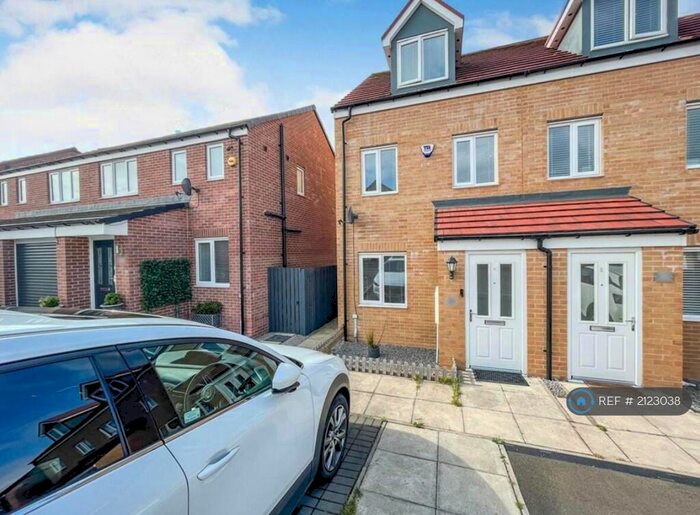 3 Bedroom Semi-Detached House To Rent In Whitethroat Close, Hetton-Le-Hole, Houghton Le Spring, DH5