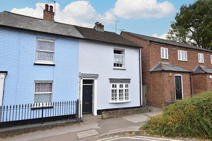 2 Bedroom Cottage For Sale In High Street, London Colney, St. Albans, AL2