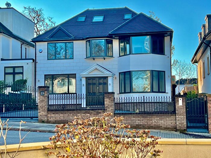 7 Bedroom Detached House To Rent In Wickliffe Avenue, London, N3