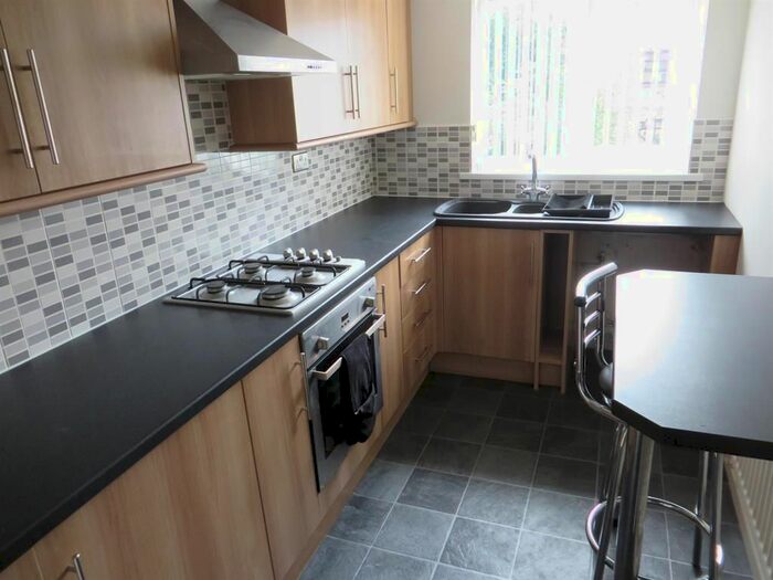2 Bedroom Flat To Rent In Valley Road, Middlesbrough, TS4