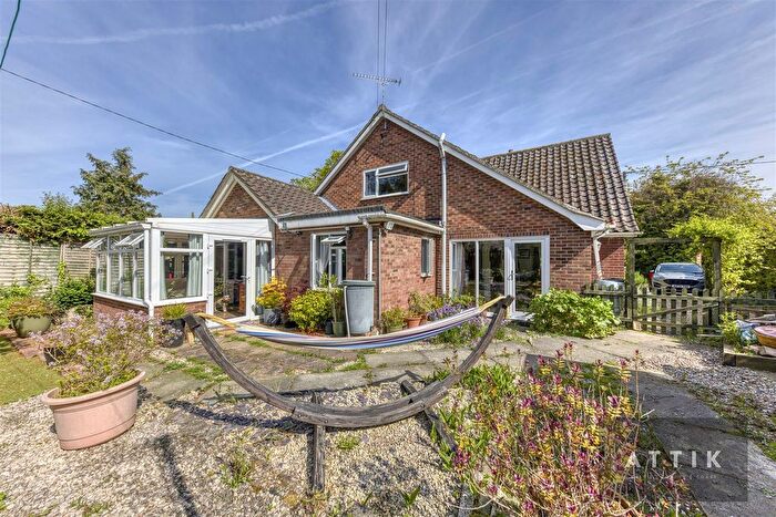 5 Bedroom Chalet For Sale In Prince Of Wales Road, Upton, NR13