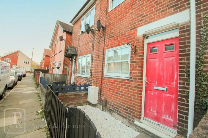 2 Bedroom Terraced House To Rent In Albion Grove, Colchester, Essex, CO2