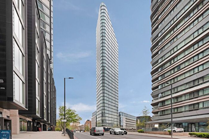2 Bedroom Flat To Rent In Chronicle Tower, London, EC1V