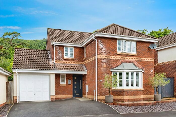 4 Bedroom Detached House For Sale In Ffynnon Dawel, Aberdulais, Neath, SA10