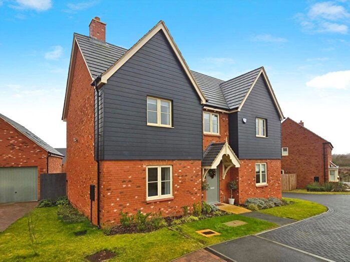 5 Bedroom Detached House To Rent In Ronhale Close, Ravensden, Bedfordshire, MK44