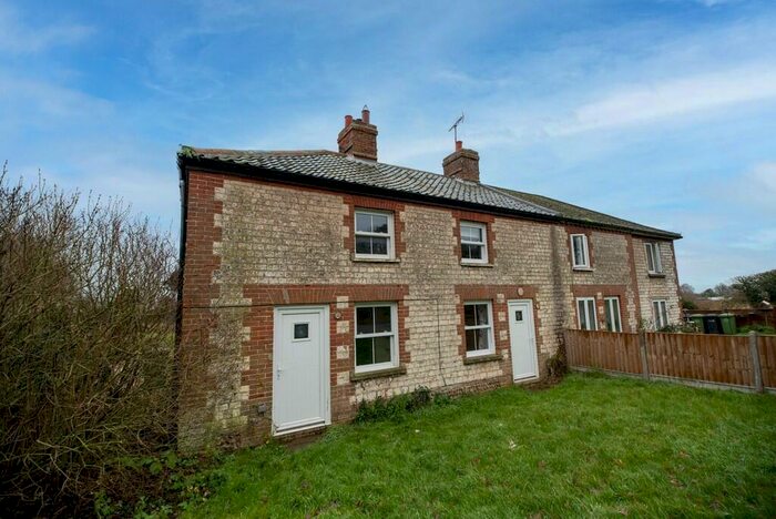 2 Bedroom End Of Terrace House To Rent In Stone Drove Cottages, Whittington Hill, PE33
