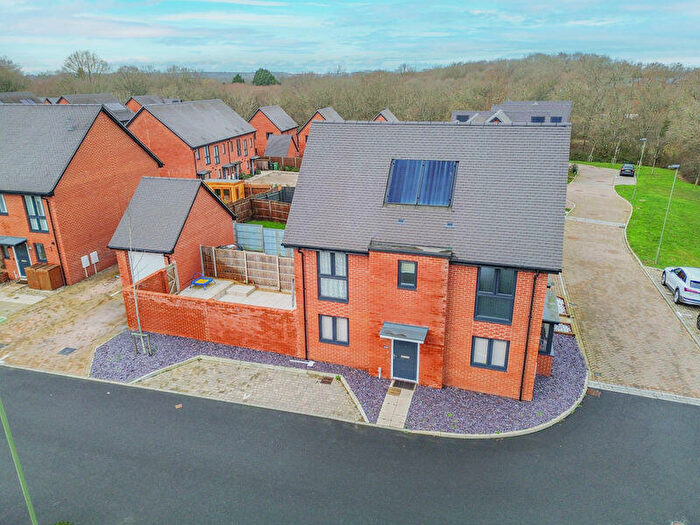 3 Bedroom Semi-Detached House For Sale In Waterclose Way, Whiteley, PO15