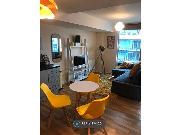 Studio To Rent In Balmoral House, Bristol, BS1