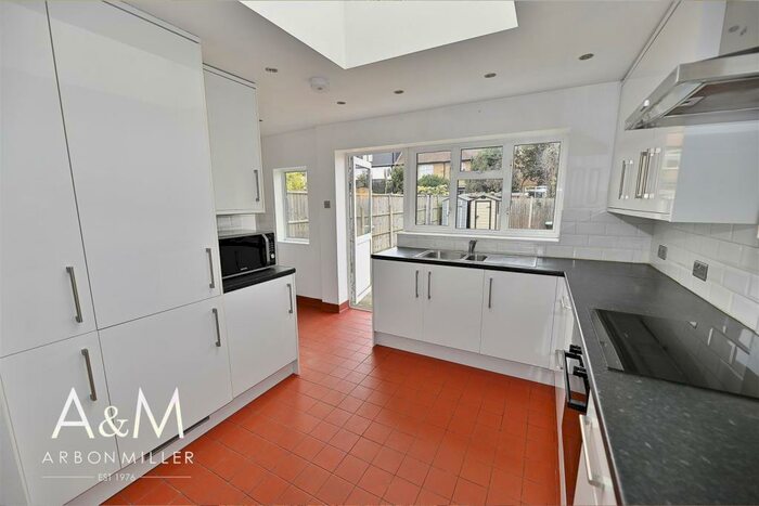 3 Bedroom Terraced House To Rent In Heybridge Drive, Barkingside, IG6