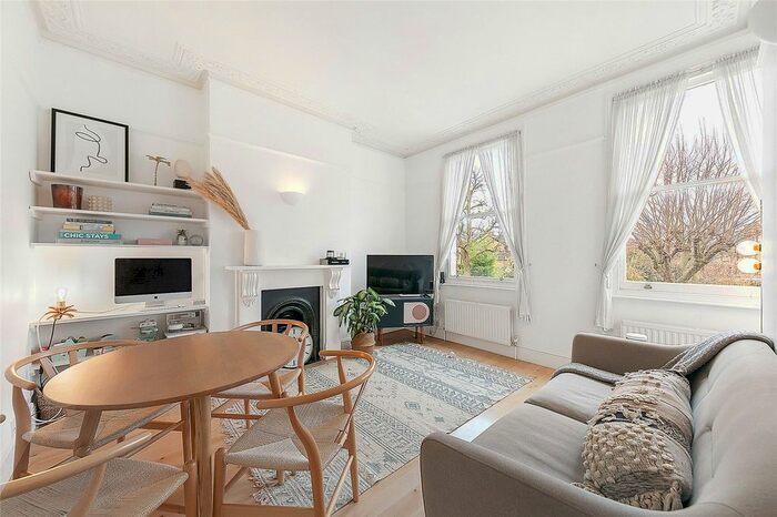 2 Bedroom Flat To Rent In Felsham Road, West Putney, SW15