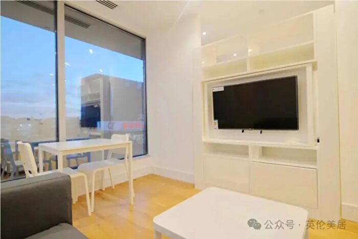 1 Bedroom Flat For Sale In Staines Road, Hounslow, TW3