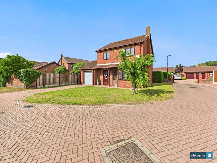 3 Bedroom Detached House For Sale In Gatesbridge Park, Finningley, Doncaster, South Yorkshire, DN9