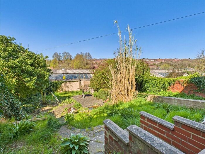 4 Bedroom Terraced House To Rent In Riley Road, Brighton, BN2