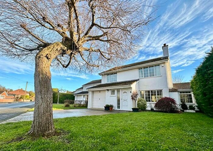 3 Bedroom Detached House For Sale In Cherry Tree Lane, Upper Colwyn Bay, LL28