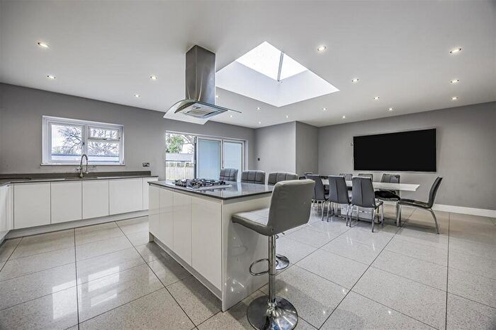 5 Bedroom Semi Detached House For Sale In Lester Avenue, Bedhampton, PO9