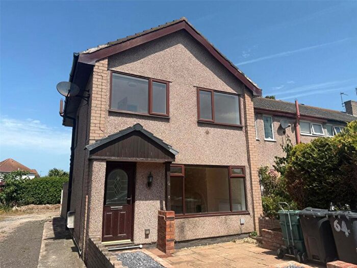 3 Bedroom Semi-Detached House To Rent In Foryd Road, Kinmel Bay, Rhyl, Clwyd, LL18
