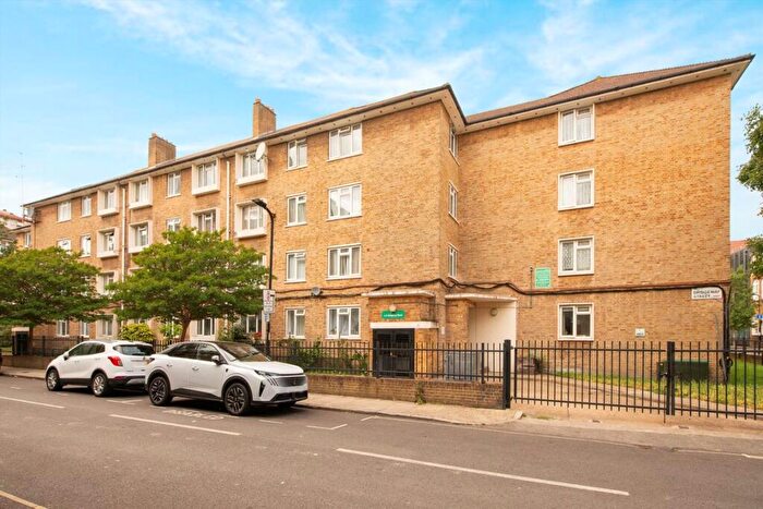 4 Bedroom Flat To Rent In Bridgeway Street, Mornington Crescent, NW1
