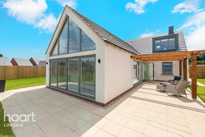 4 Bedroom Detached House For Sale In Stow Park Road, Marton, DN21