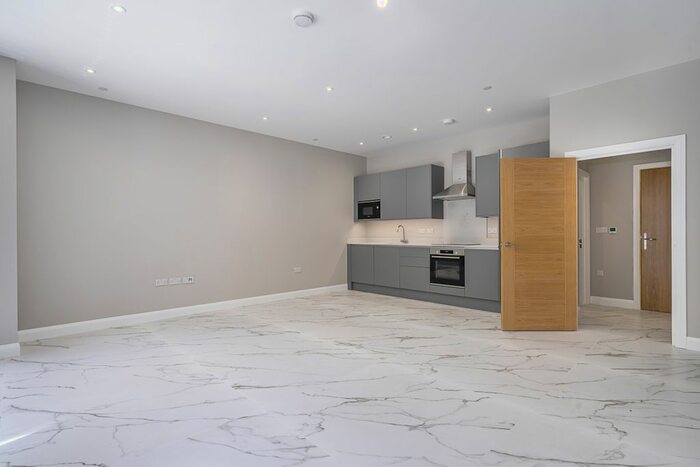 Studio To Rent In The Mall, London, W5