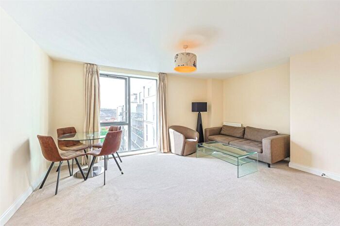 1 Bedroom Apartment For Sale In Needleman Close, Colindale, NW9
