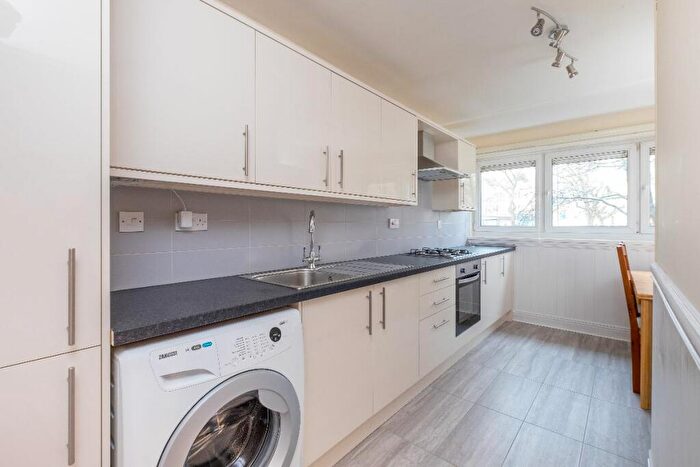 3 Bedroom Flat To Rent In Pauntley Street, London, N19