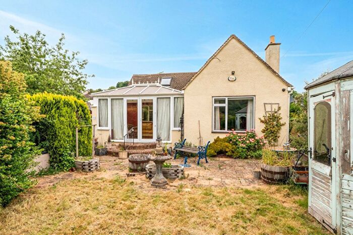 2 Bedroom Bungalow For Sale In Nursery Drive, Brimscombe, Stroud, GL5
