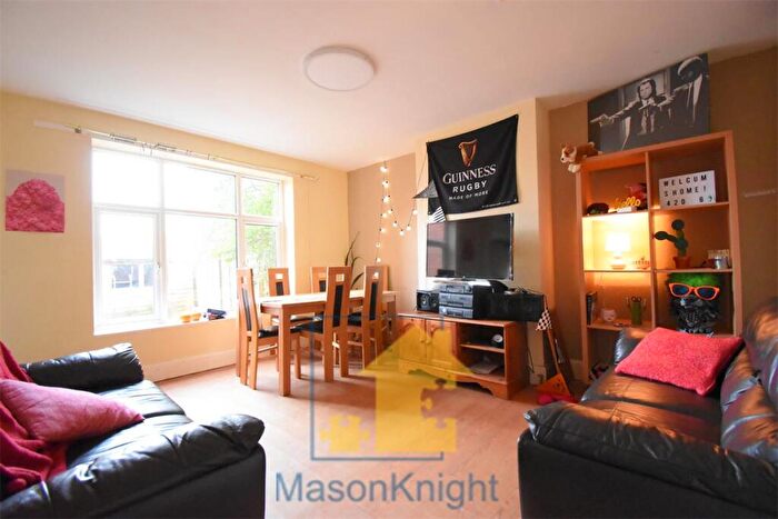 7 Bedroom Semi-Detached House To Rent In Gibbins Road, Selly Oak, B29