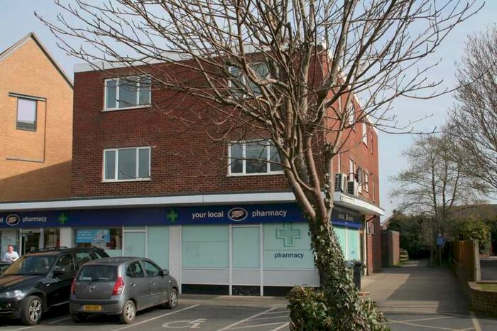 2 Bedroom Flat To Rent In Hook Parade, Station Road, Hook, RG27