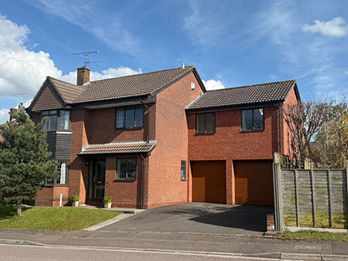 5 Bedroom Detached House For Sale In Avon Way, Thornbury, BS35