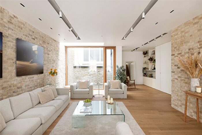 3 Bedroom Terraced House To Rent In Bingham Place, London, W1U