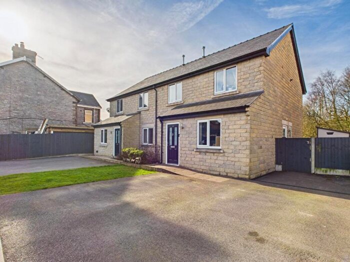 3 Bedroom Semi-Detached House For Sale In Station Road, Dove Holes, SK17