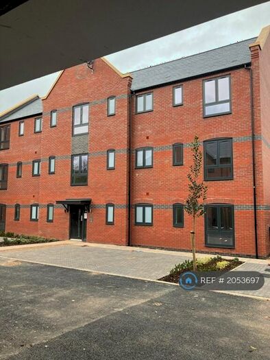 2 Bedroom Flat To Rent In Dadley Place, Warwick, CV34