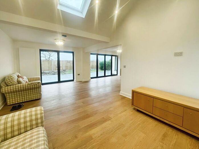 2 Bedroom Bungalow To Rent In Ledsham Lane, Ellesmere Port, Cheshire, CH66