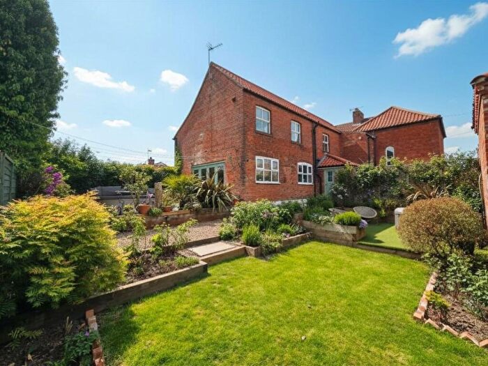 5 Bedroom Farm House For Sale In Low Street, East Drayton, Retford, DN22