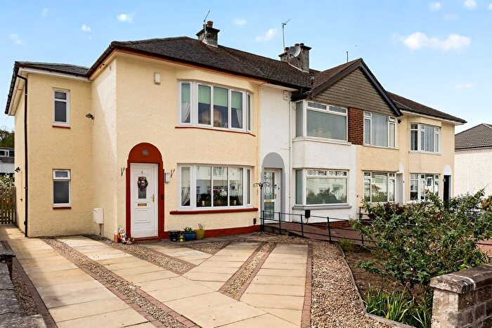 3 Bedroom Semi-Detached House For Sale In Douglas Avenue, Elderslie, Johnstone, PA5