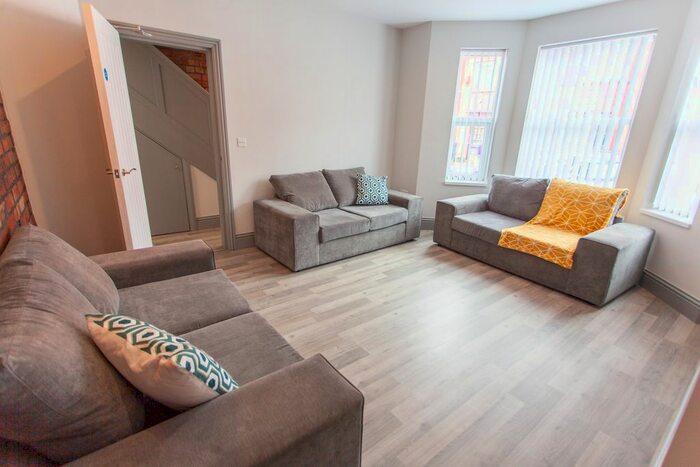 7 Bedroom Terraced House To Rent In Egerton Road, Wavertree, Liverpool, L15