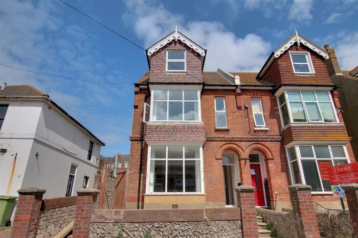 2 Bedroom Apartment To Rent In Sutton Road, Seaford, BN25