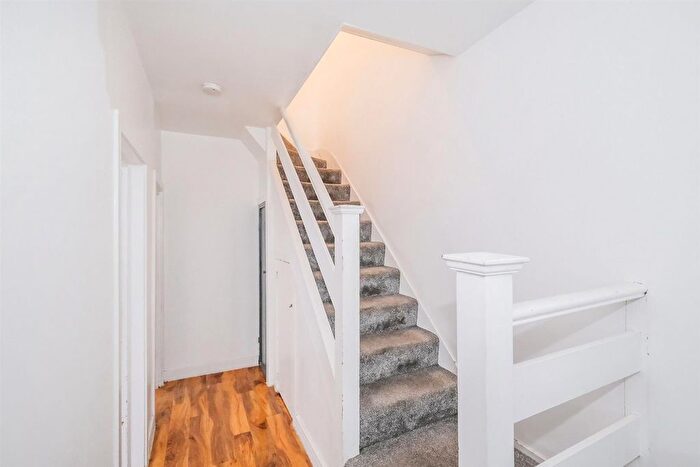 3 Bedroom Terraced House For Sale In Cavendish Drive, London, E11