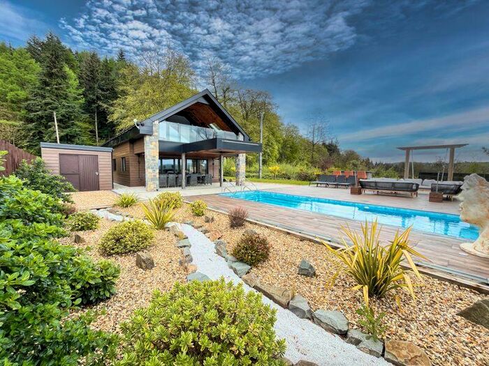 4 Bedroom Detached House For Sale In Forest Lodge, Ynysmaerdy, CF72