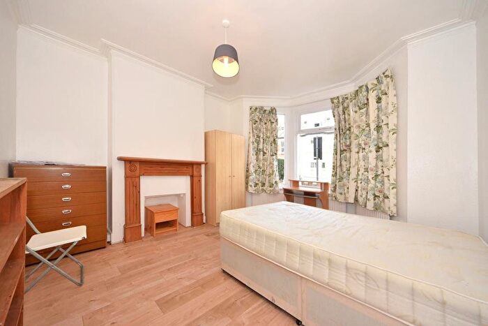 5 Bedroom Terraced House To Rent In Lysia Street, London, SW6