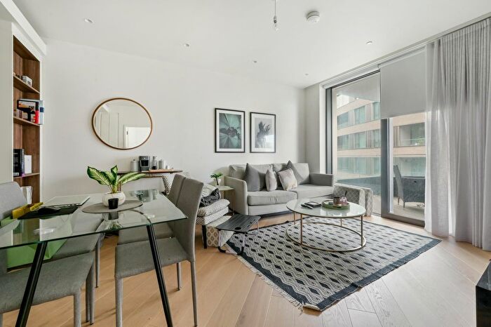 1 Bedroom Flat To Rent In Television Centre, White City, London, W12