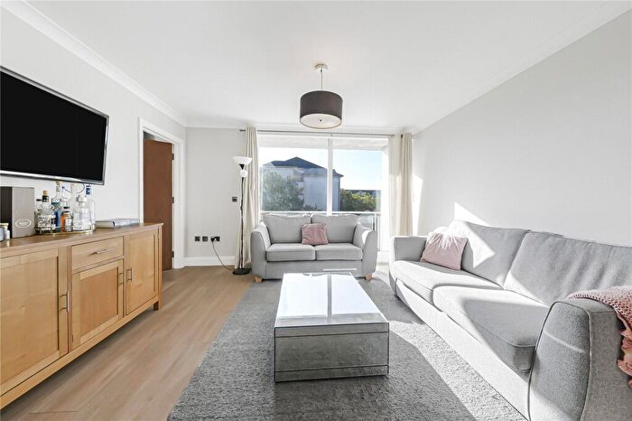 2 Bedroom Apartment To Rent In Regent Court, North Bank, St Johns Wood, London, NW8