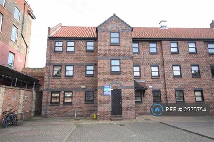 1 Bedroom Flat To Rent In Fish Street, Hull, HU1
