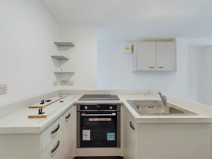 1 Bedroom Flat To Rent In Elm Grove, Worthing, BN11