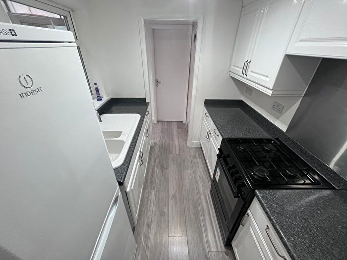 3 Bedroom Terraced House For Sale In Charles Street, Stone, DA9