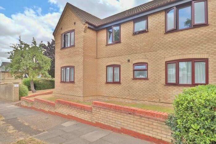 2 Bedroom Flat To Rent In Tollgate Lane, Bury St. Edmunds, IP32