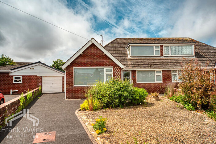 3 Bedroom Semi-Detached Bungalow For Sale In Deal Place, Lytham St. Annes, Lancashire, FY8